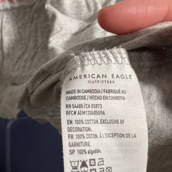 Mickey Mouse x AE tshirt - Picture 2 of 4